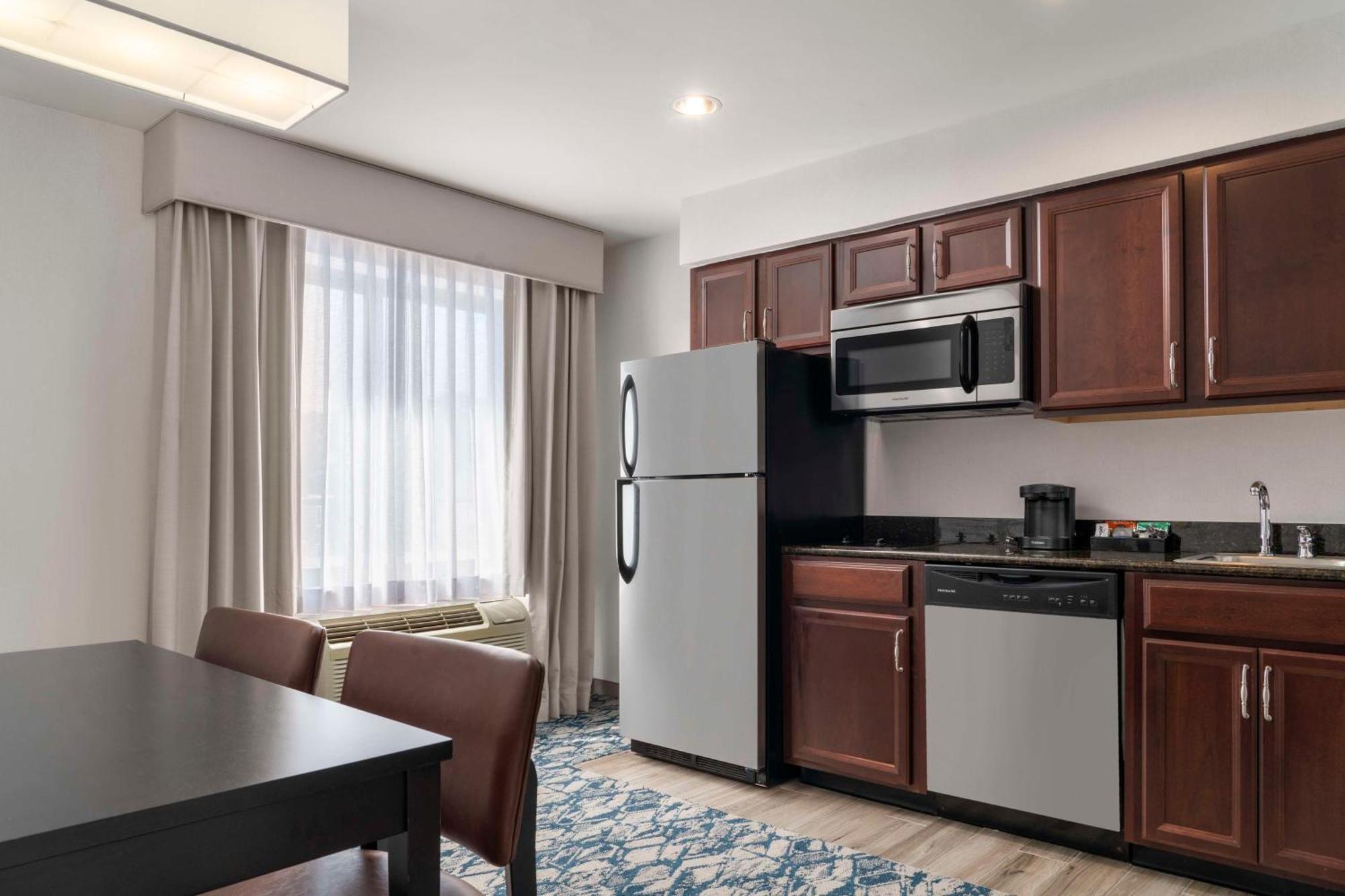 Homewood Suites By Hilton Boston Cambridge-Arlington, Ma Bagian luar foto